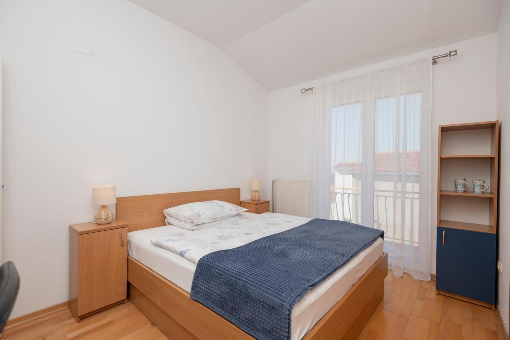Family Apartments Marita Макарска Экстерьер фото